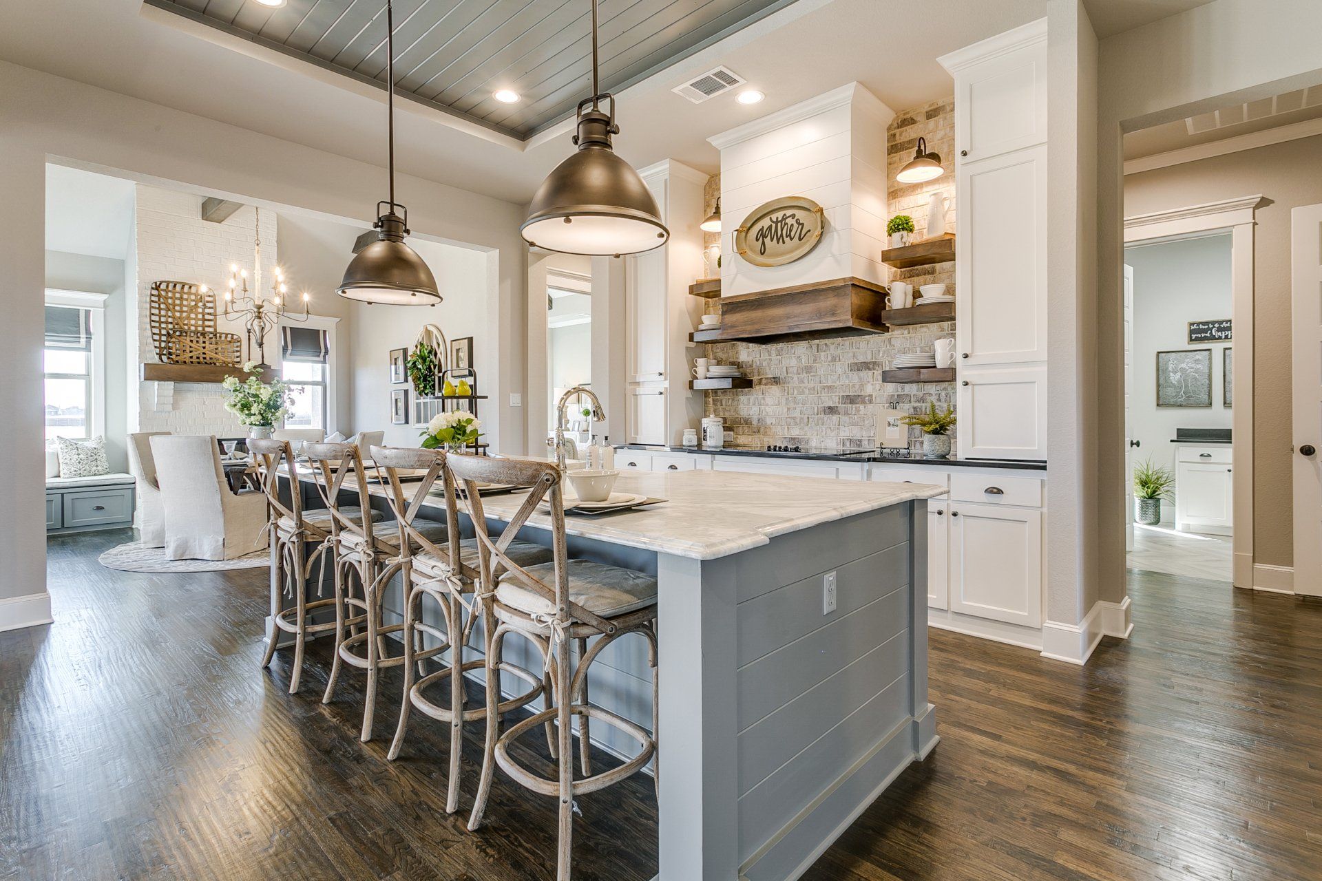 Elegant kitchen area | John Houston Homes | New Homes for Sale in Dallas-Fort Worth, Waco and surrounding areas.