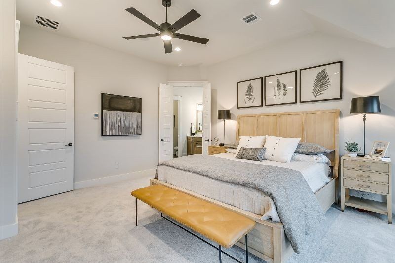 Boston Model | Model Home Photos | Our Gallery | John Houston Homes | New Homes for Sale in Dallas-Fort Worth, Waco and surrounding areas.