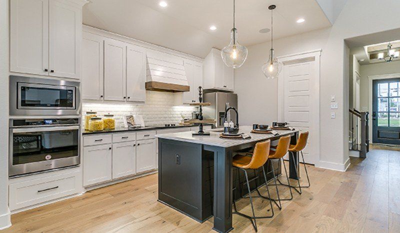 Boston Model | Model Home Photos | Our Gallery | John Houston Homes | New Homes for Sale in Dallas-Fort Worth, Waco and surrounding areas.