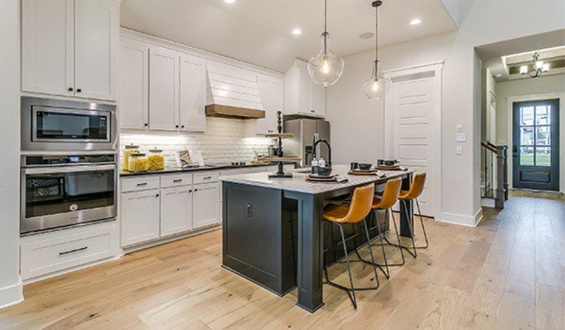 Boston Model | Model Home Photos | Our Gallery | John Houston Homes | New Homes for Sale in Dallas-Fort Worth, Waco and surrounding areas.