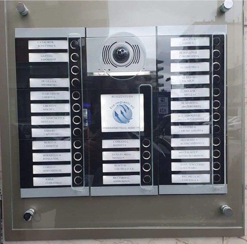 tecnologici citofoni interfonici e videocitofoni a Napoli