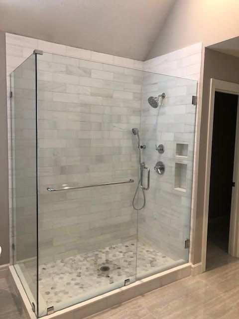 Classic Shower Door Gallery | Overland Park KS | Custom Mirrors