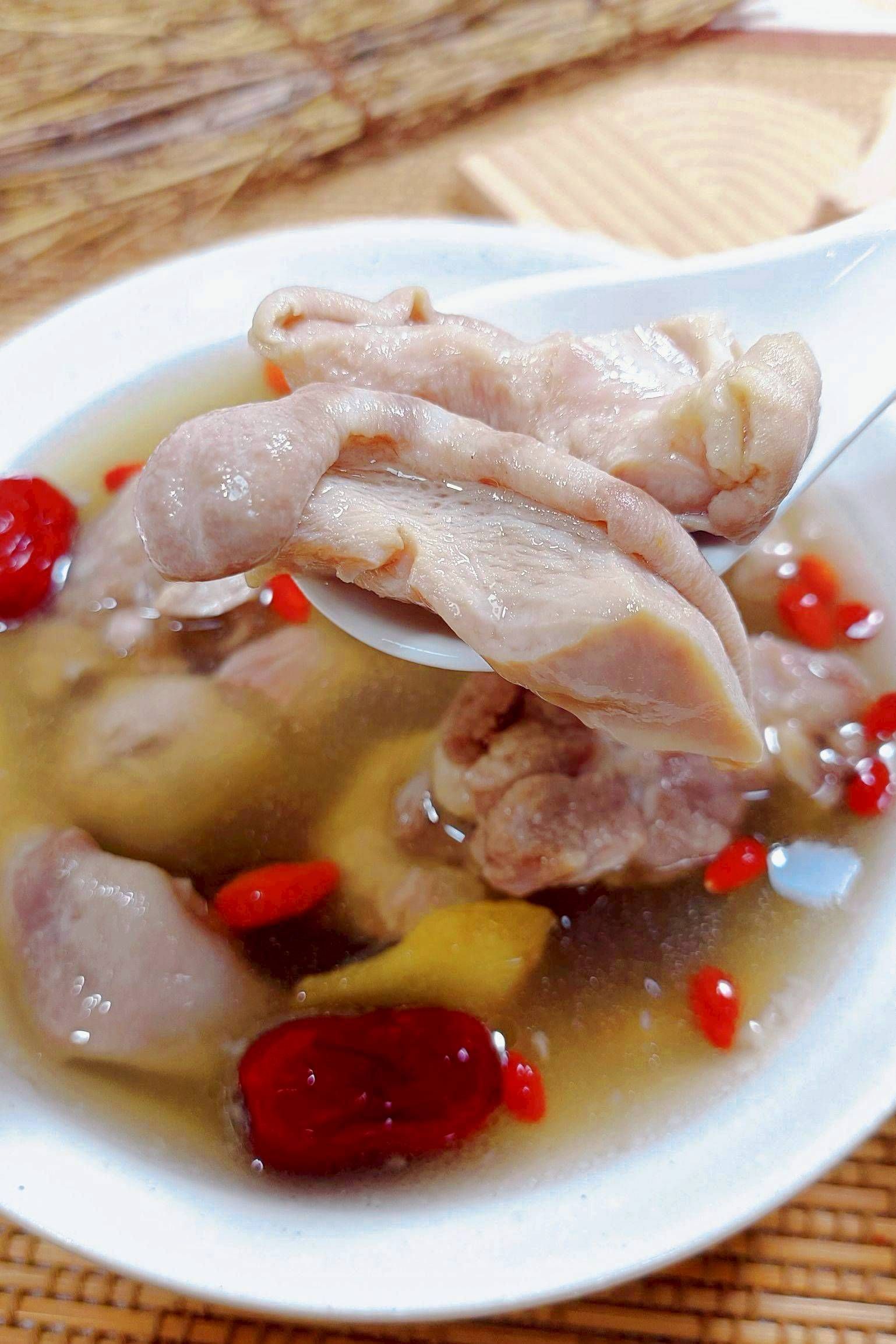 淮山豬肚排骨湯