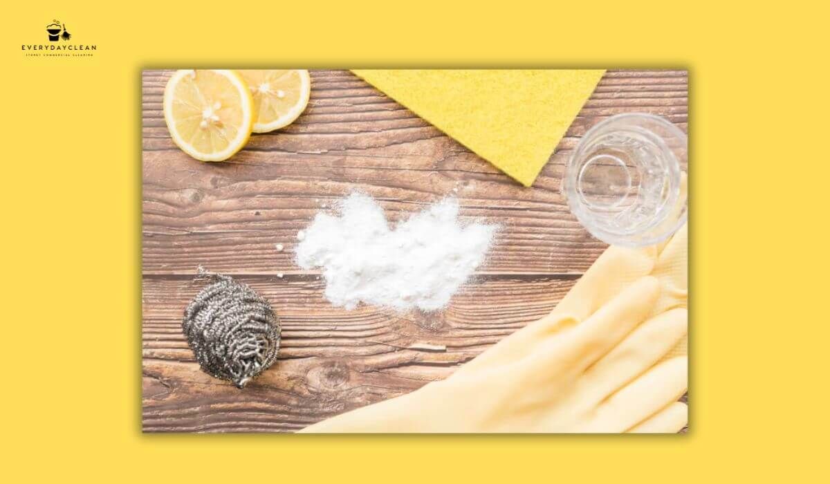baking soda vinegar cleaning concept