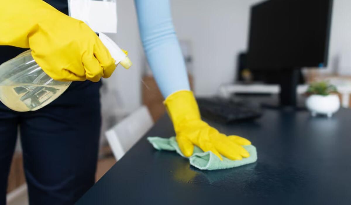 clean office kitchen