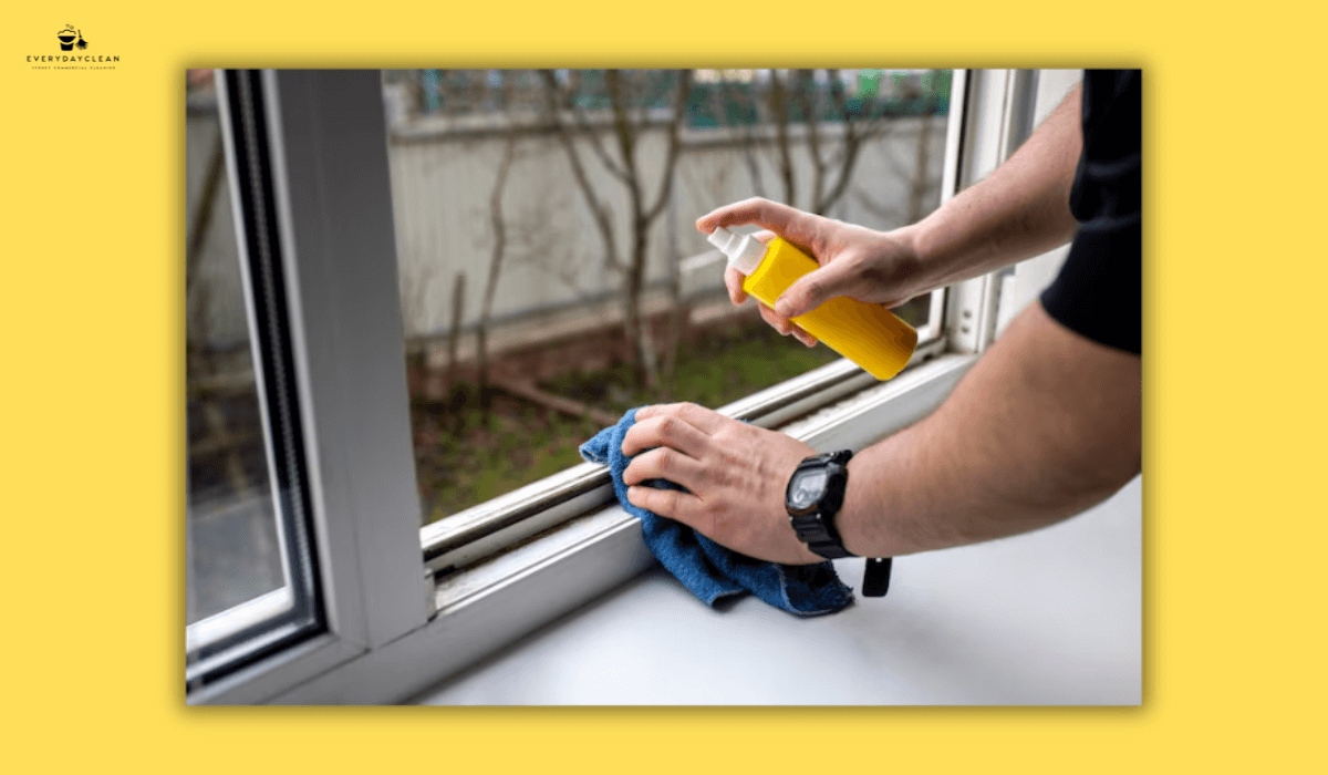 cleaning window tracks