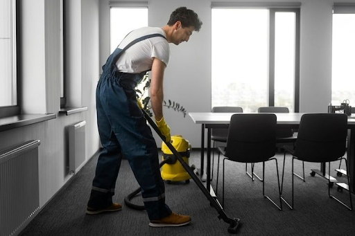 Advanced Techniques and Innovations in Office Cleaning
