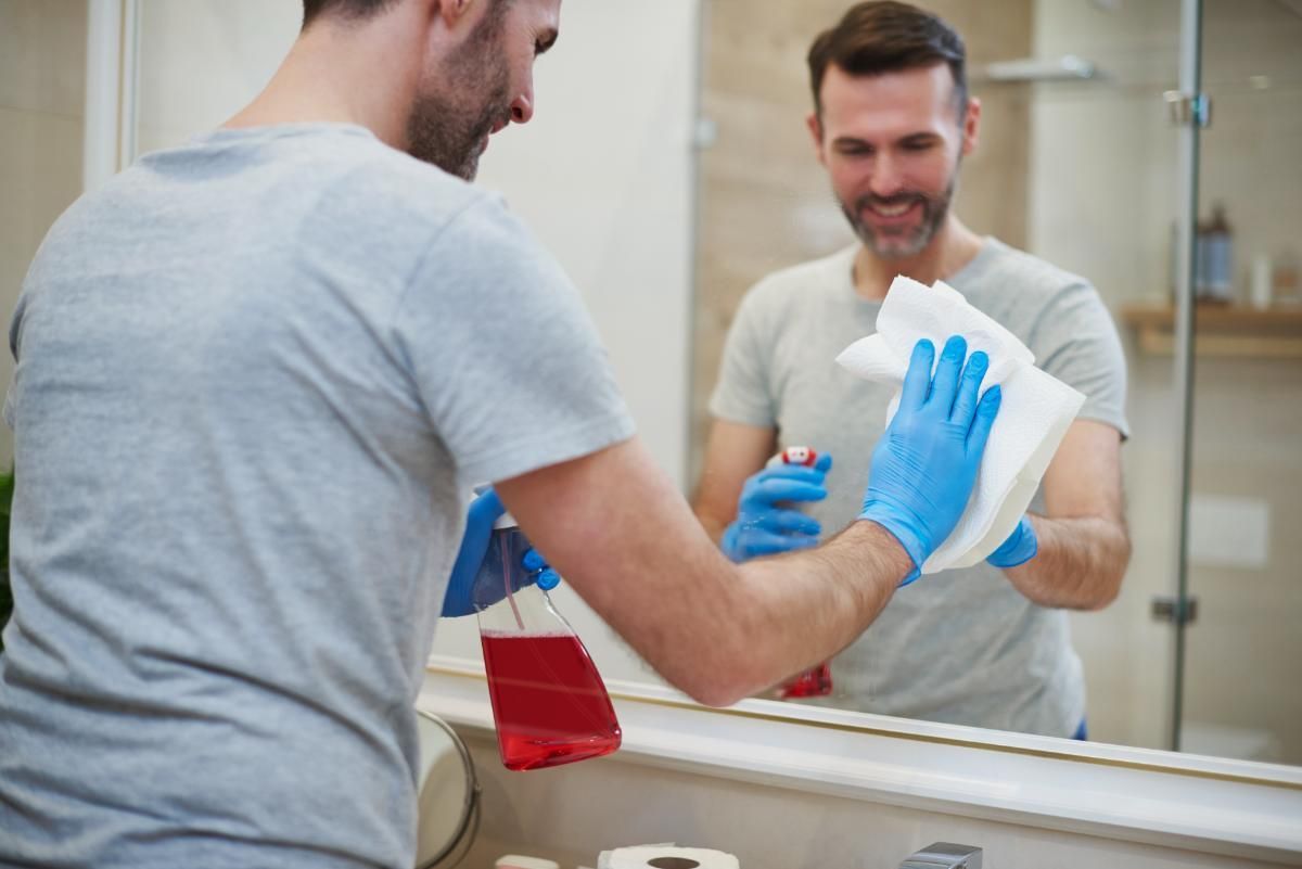 What You’ll Need to Deep Clean a Bathroom?