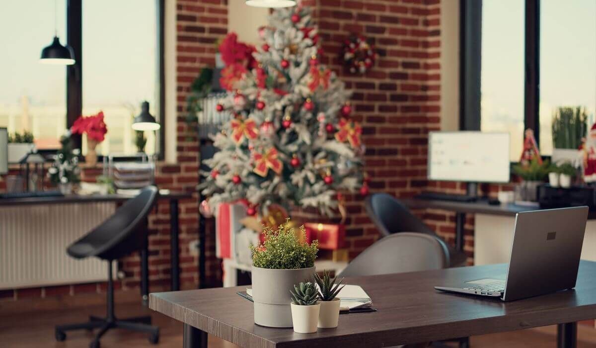 winter office deep cleaning