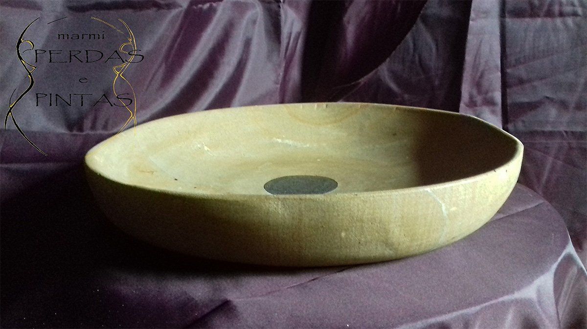 Piatto in arenaria sarda