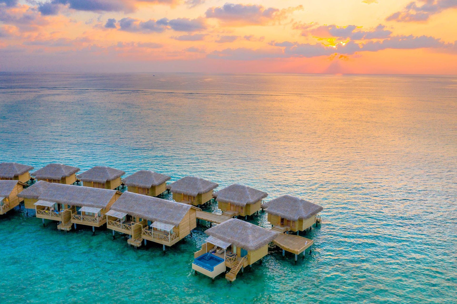 Maldives Beach vs Water Villa: Which Villa Type Is Best?
