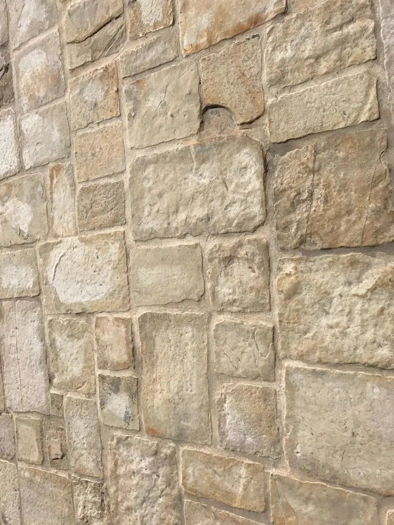 parete in pietra naturale