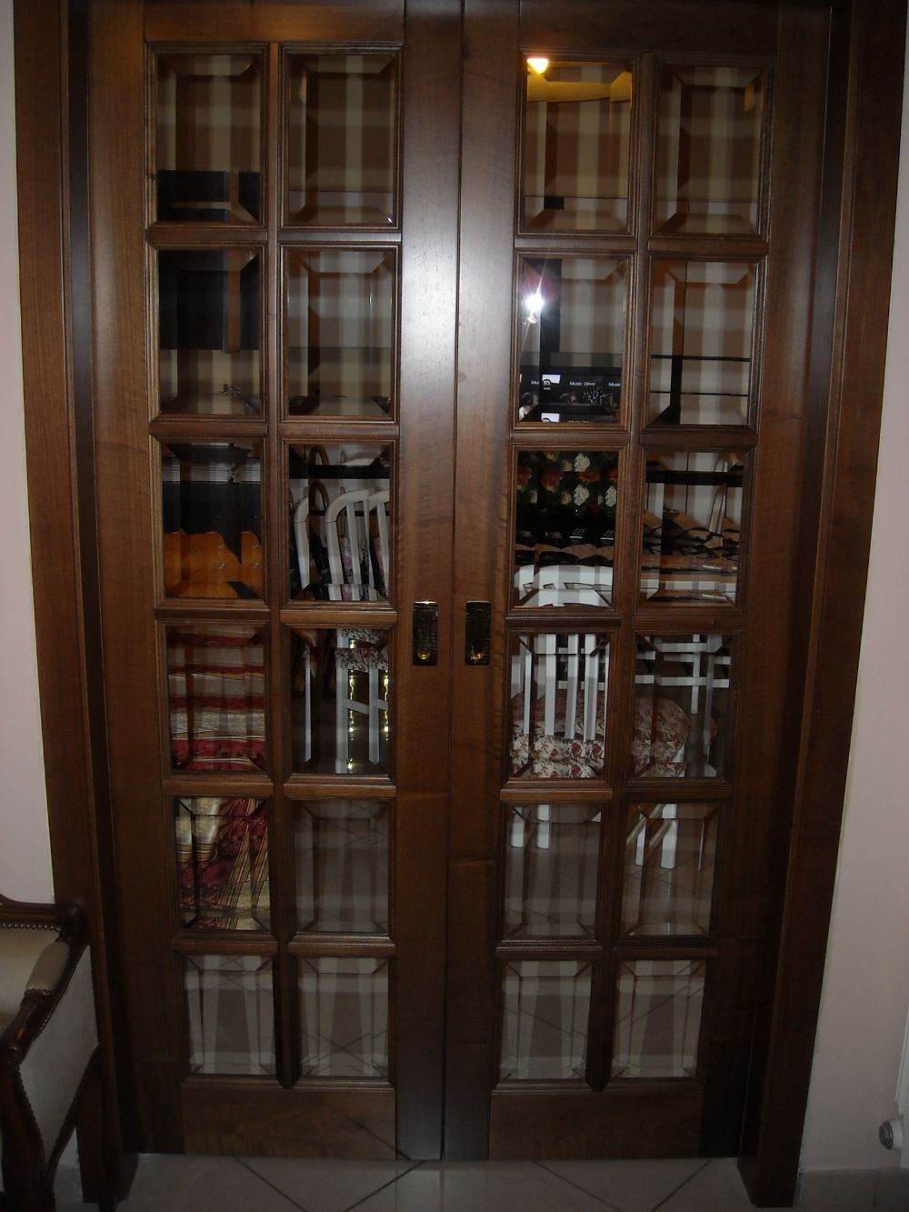 porta in vetro e legno