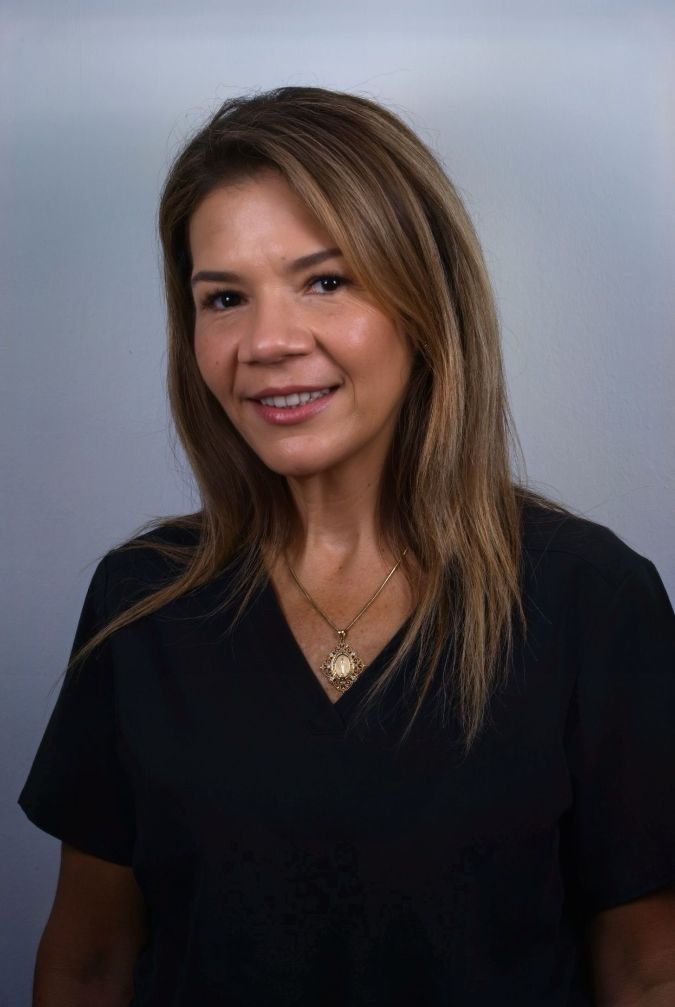 Diana Izquierdo - R.D.H.