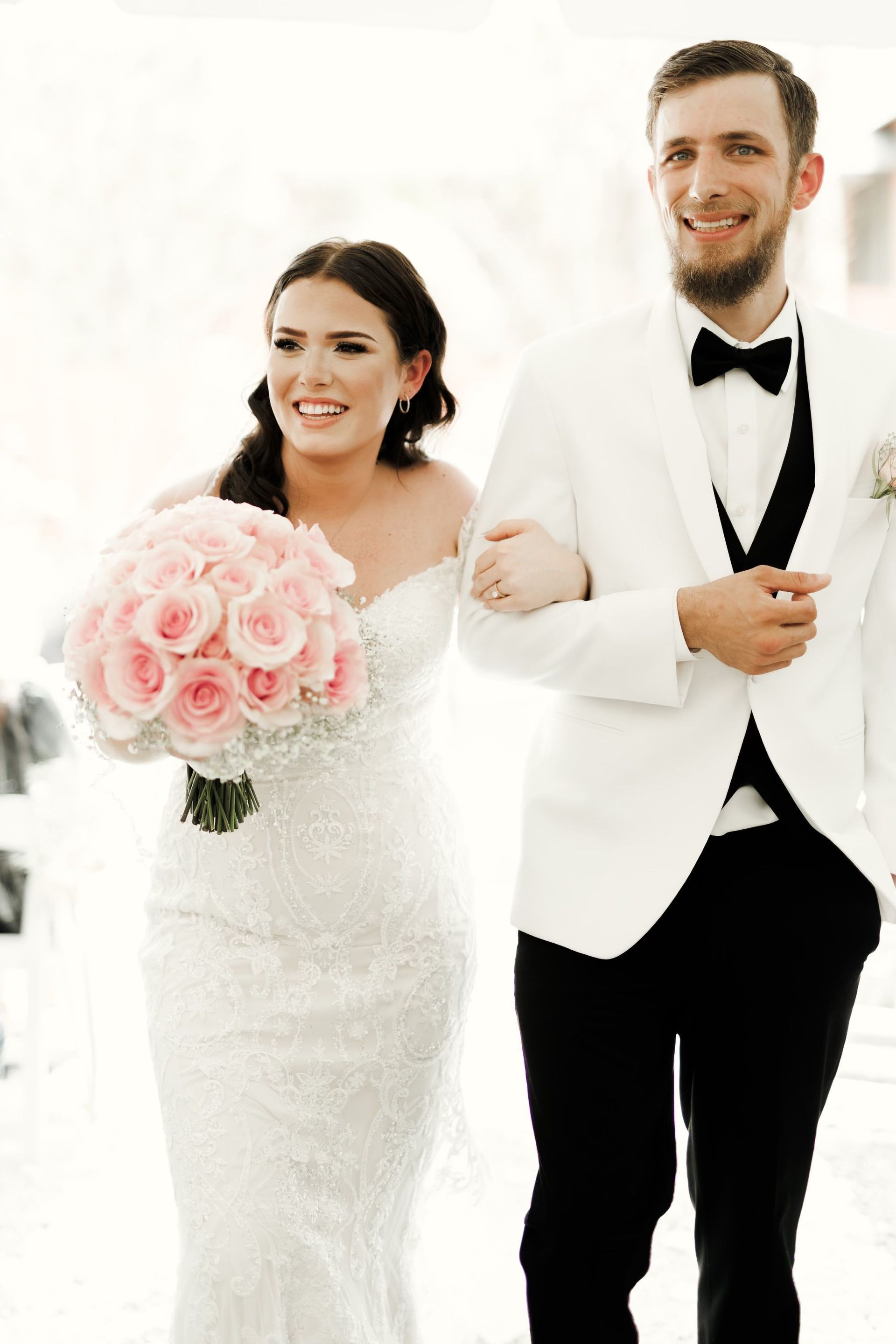 pink wedding bouquet
