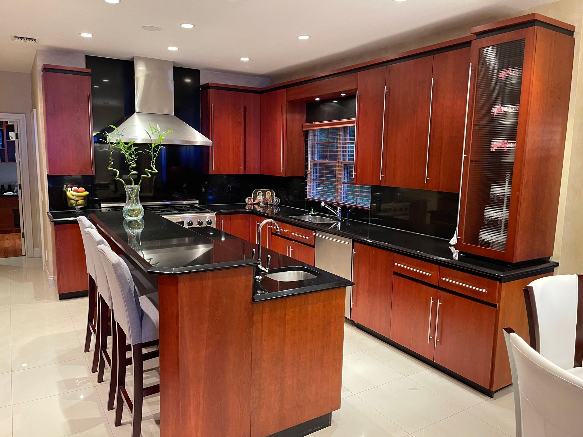 kitchen cabinet refacing before 