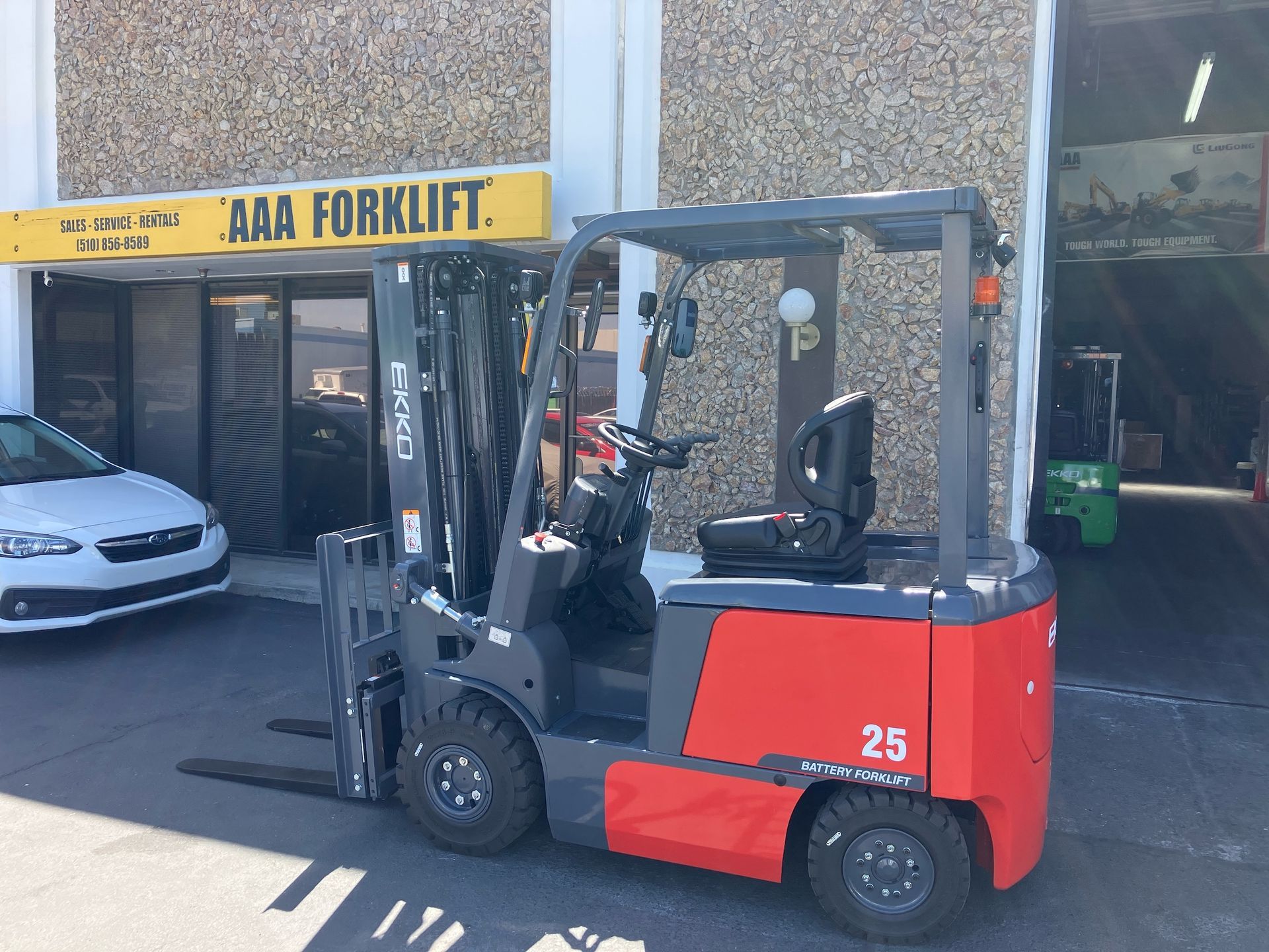 EKKO Electric Lithium-Ion Forklift