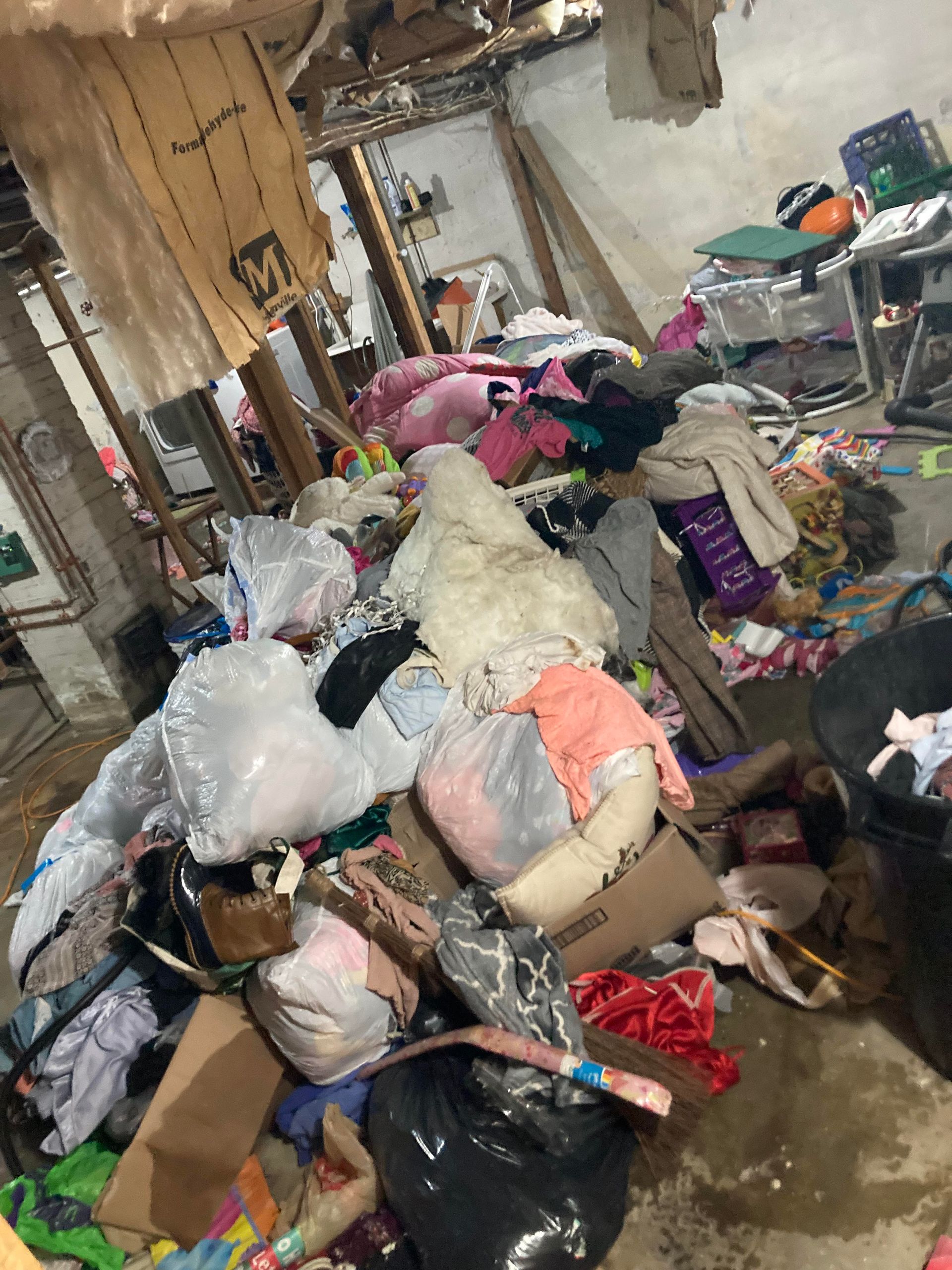 basement cleanout in rhode island