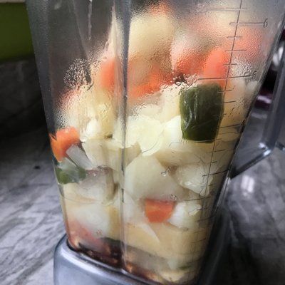 vegan queso ingredients in blender