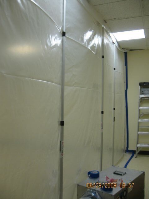 Wall — Lincoln, NE — A1 Mold Testing & Remediation