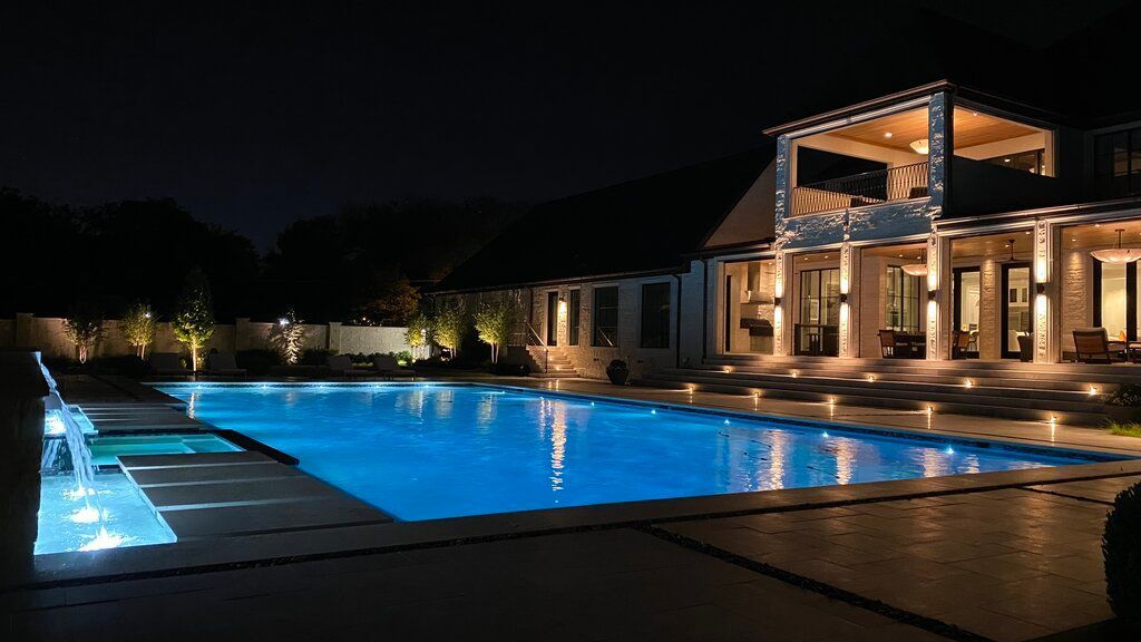 Luxury pool in Dallas Texas
