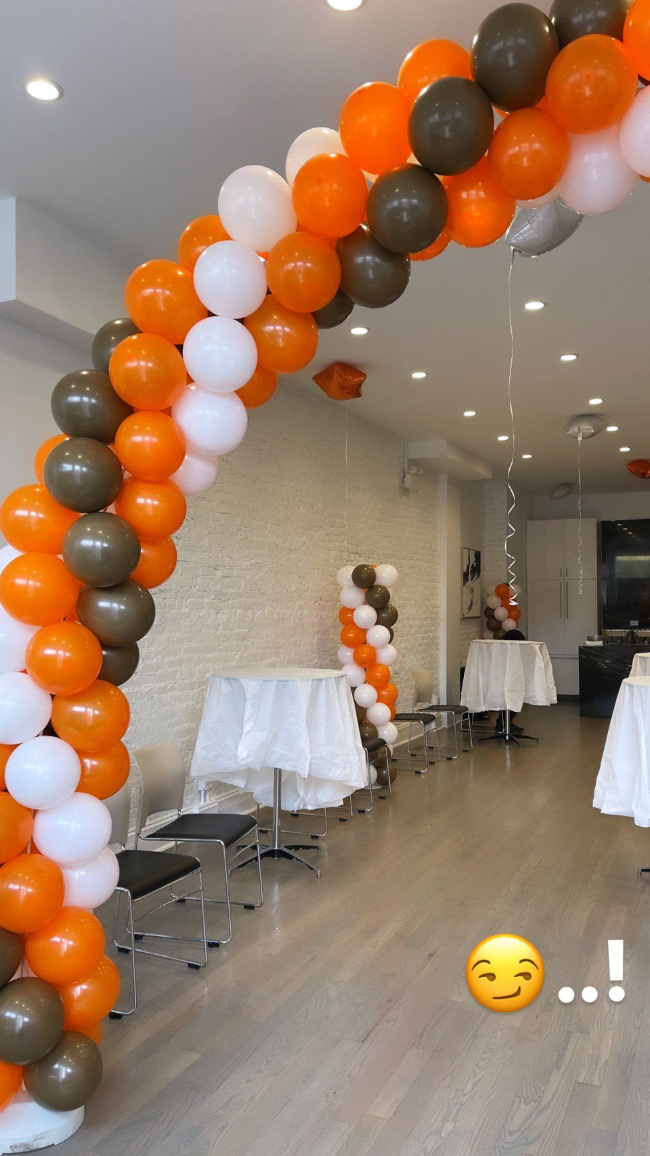 Orange Color Party Balloons — Chicagoland, IL — Design on a Dime Co Inc