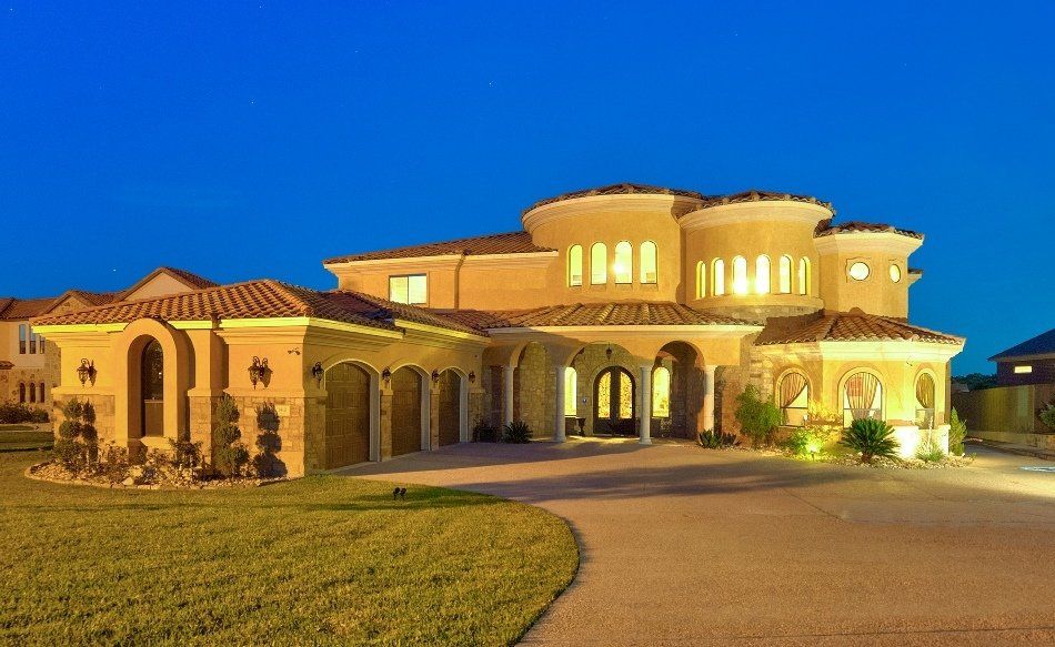 home exteriors | Vale Irvin Homes | Florence, TX 76527