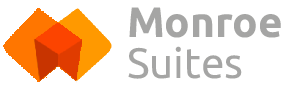Logotipo de Monroe Suites, formas geométricas de color naranja y dorado con texto gris.