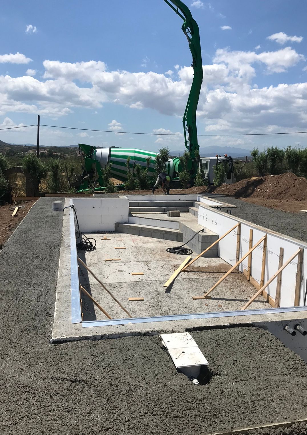 Costruzione e ristrutturazione piscine su misura