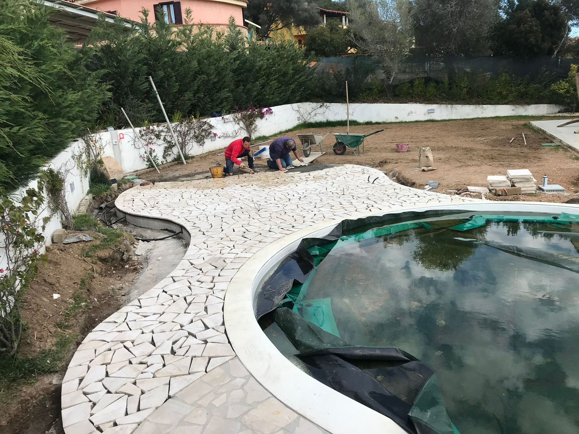 Piscine eleganti e su misura