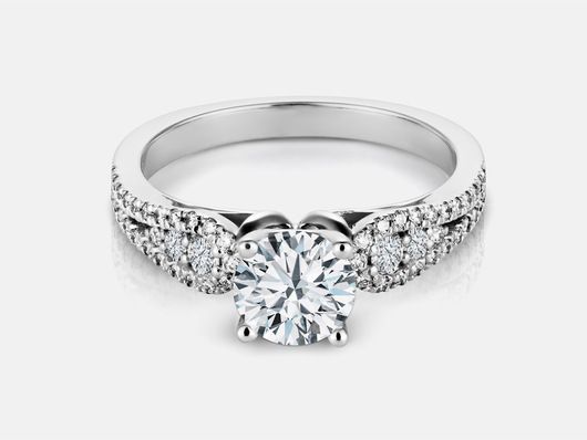 PLC96 Sidestone Engagement Ring