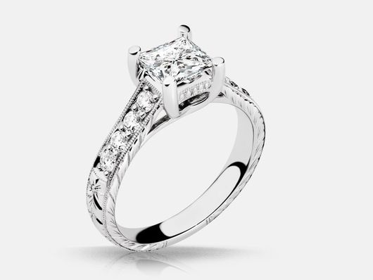 R551 Vintage Engagement Ring