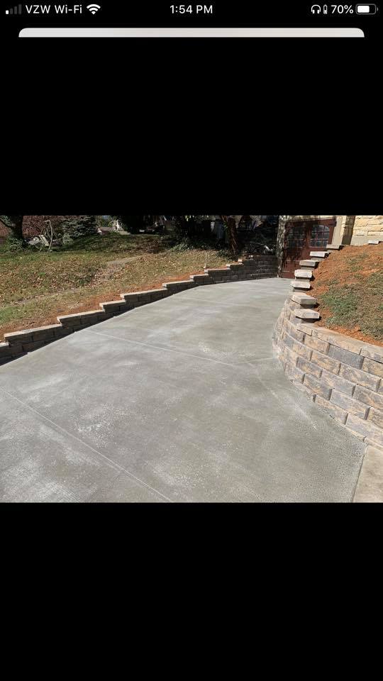 Walkways and Concrete Walls | Louisville, KY | S & S Concrete Inc.