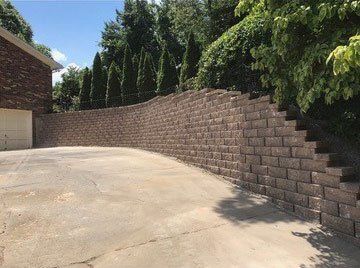 Hills Block Walls | Louisville, KY | S & S Concrete Inc.