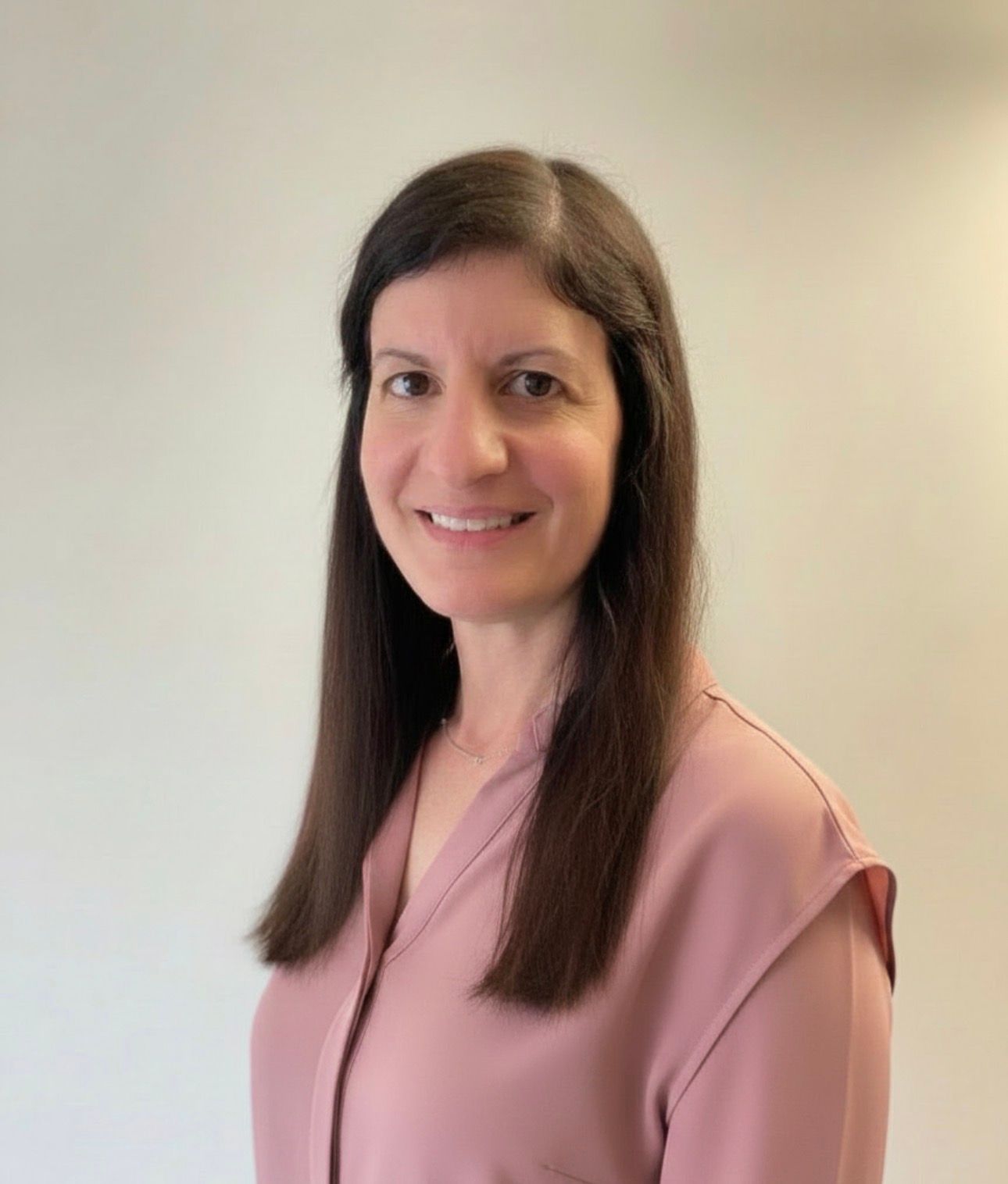 Over 21 years of experience supporting children, teens, young adults, and families — with warmth, expertise, and an unwavering commitment to growth.