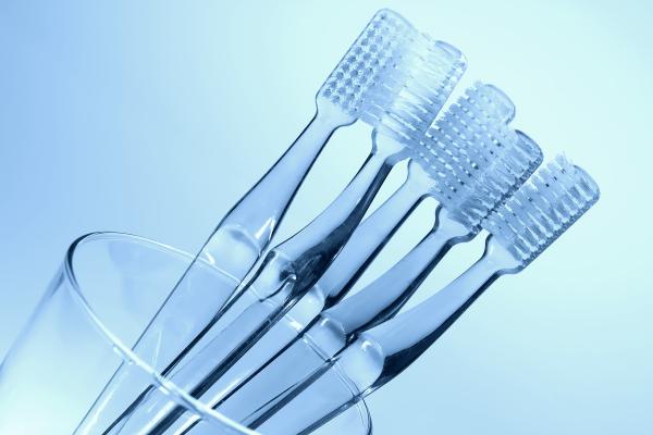 A General Dentist Explains Why You Should Switch to a Soft Toothbrush blog post by lori nasif