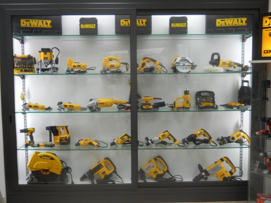 Atrezzi per giardinaggio