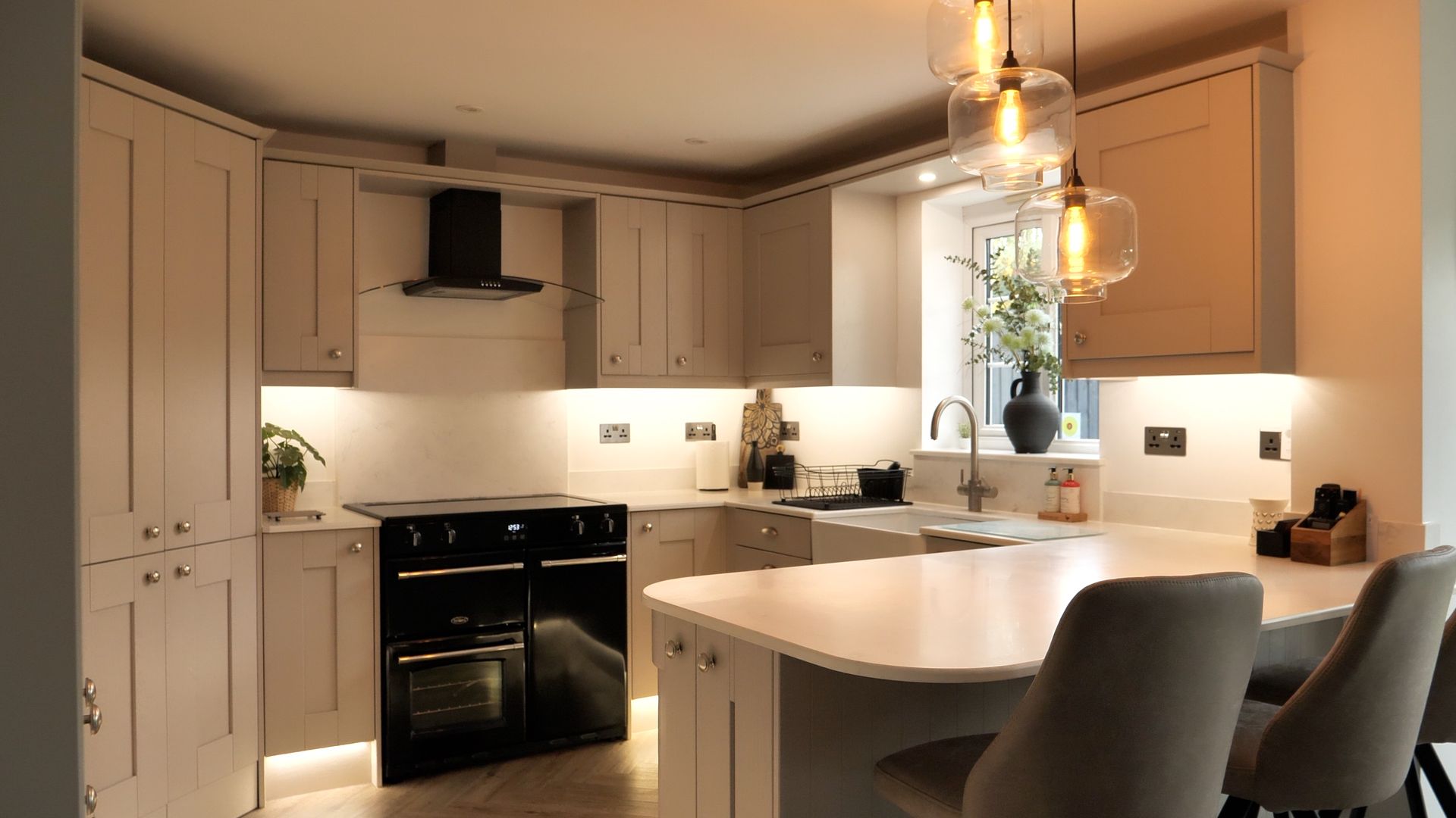 KITCHEN DESIGN & INSTALL