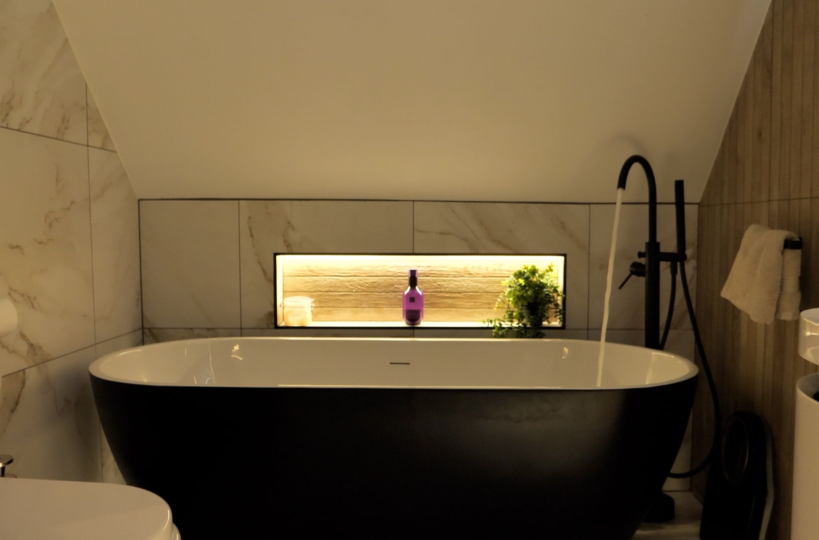 Townhouse new-build hidden ensuite project Derbyshire