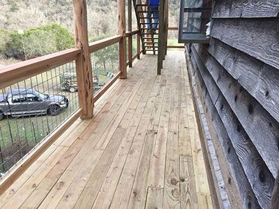 boerne custom wood deck with cedar posts