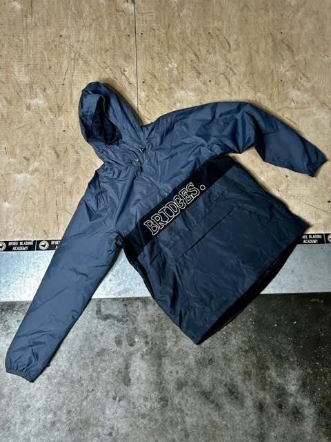 Bridges. Qrt Zip Hoodie Black/White