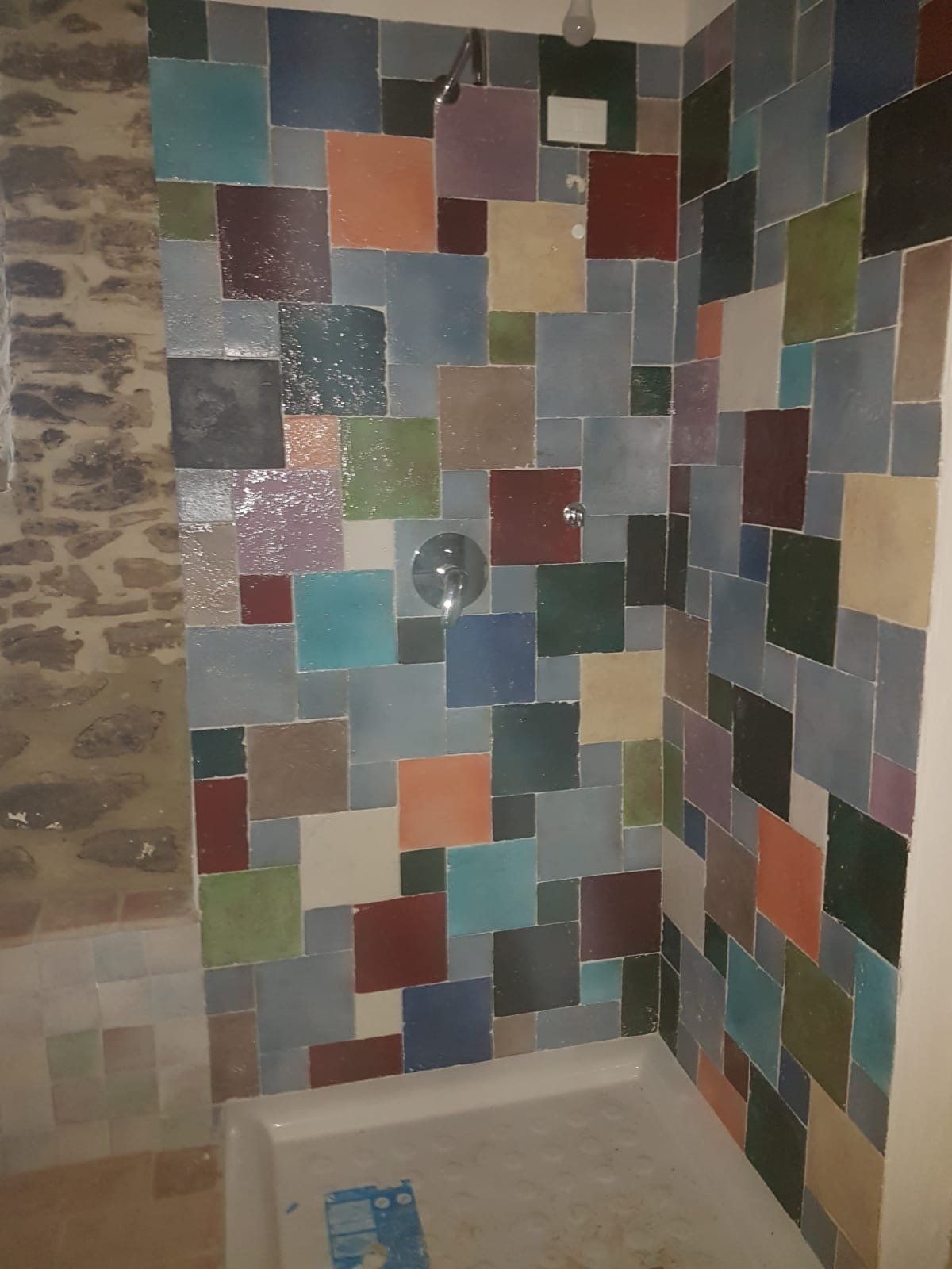 ristrutturazione con maioliche