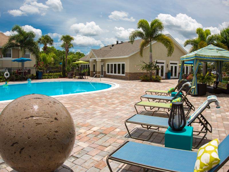 Cadence Crossing swimming pool