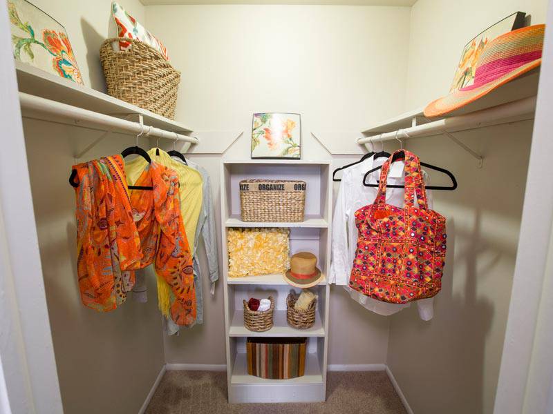 Cadence Crossing Closet