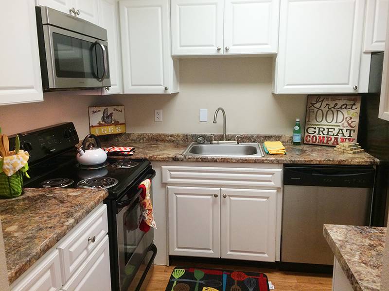 Cadence Crossing Kitchen 2