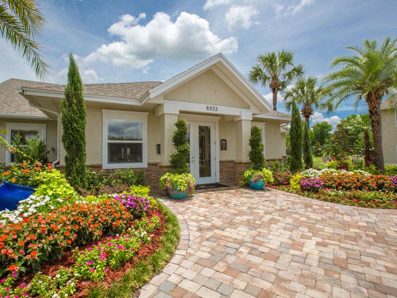 Cadence Crossing entrance