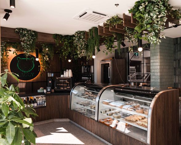 Un rendu d'une boulangerie avec une vitrine remplie de nourriture.