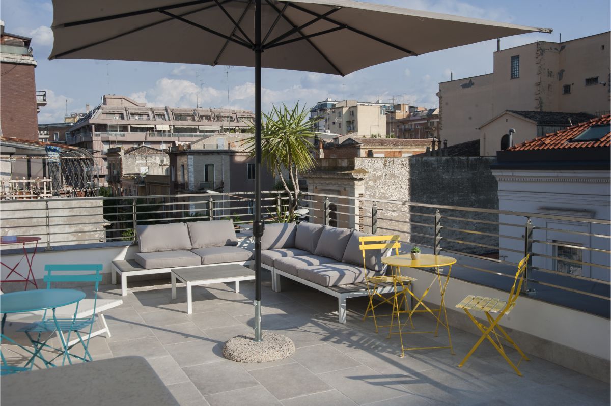 camera in affitto con terrazza