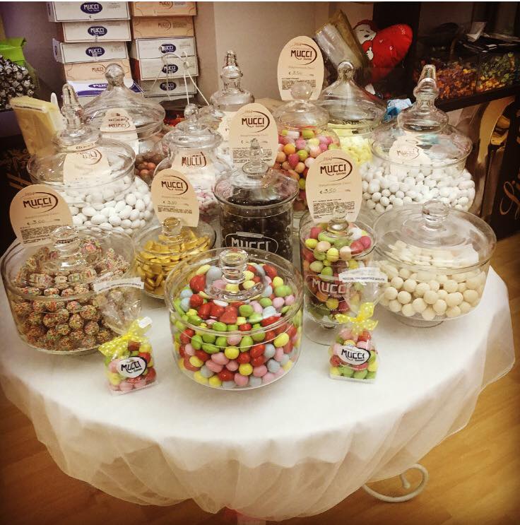 ampia varietà di confetti