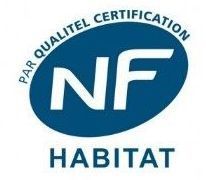 Le logo de nf habitat est bleu et blanc.